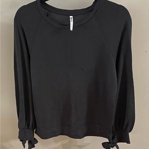 tresics brand crop top
